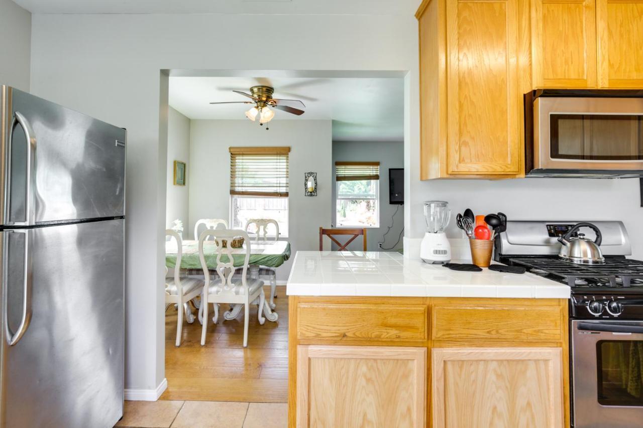 Pet-friendly With Patio 5 Mi To Dtwn Holiday home *